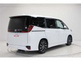 当社では自動車保険、ドライバーに支持されているロードサービスJAFも取り扱いしております。