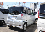 リア右斜側の写真です。