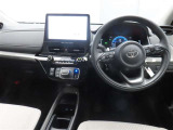 ぜひ展示車の運転席に座ってみてください。