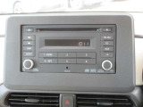 CD/ラジオ付き。オプションでナビもお付け可能ですので、お気軽にお申し付けください!