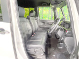 運転席シート廻りは使用感も少なく、良好な状態となっています。丁寧に使われていたことがよくわかりますね。