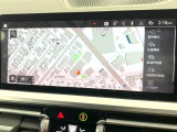 ●純正ナビ:一体感のあるナビは、高級感ある車内を演出してくれます。オーディオ機能も充実しておりますので、運転もより楽しめます♪