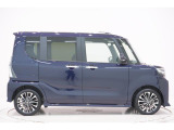 県内13店舗にて常時500台以上ダイハツ車を展示中です。見て、触って、納得のいく一台をぜひ見つけてください。
