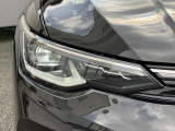 LEDマトリックスヘッドライト「IQ.LIGHT」。対向車や先行車を検知し、LEDを個別制御。まぶしさを抑えながら、夜間の視界をしっかり確保。