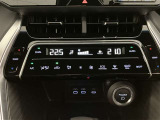 全車種、走行距離無制限の1年間無料保証付き!全国5000ケ所に及ぶトヨタサービス店舗の安心ネットワーク!*オプションで3年間延長保証にも変更可能です*