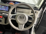 今お乗りのお車の価値が気になる方は、お気軽にお声がけください。査定士の資格を持ったスタッフが、丁寧に査定いたします