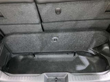 【ラゲッジルーム】実用性に優れた二段式ラゲッジル-ムでお荷物を別々に収納が可能♪♪