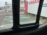 スライド窓