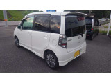 土佐市高岡町丁50番地1 天崎鍾乳洞トンネル北側のスズキの看板とたくさん並んだ車が目印の自動車整備・販売店です。掲載にない中古車も並べてあります