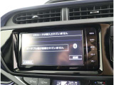 ブルートゥース・CD・DVDが視聴可能ですよ。