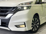 【LEDヘッドライト】悪天候や夜間走行時も良好な視界を確保し安心して運転できる高輝度LEDヘッドライトを装備!点灯速度が早く、消費電力も抑えられています。