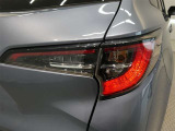 LEDテールライトです。省電力、高輝度のLEDは明るく照らすので夜間運転時の視認性を高めます。スタイリッシュな見た目で細かいところもこだわりたいあなたに!