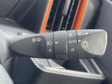 【 オートライト 】オートライトなのでライトの点け忘れを気にすることなく運転が出来ます♪//