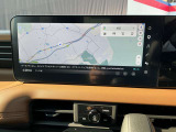 Googleを搭載し簡単に使えるNissanConnectインフォテインメントシステム。※本車両でのこれらの機能のご利用は、サービスへのご加入(有料)または、テザリング等によるデータ通信環境が必要です
