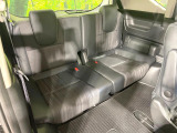 3列目シートはもちろん状態良好☆大人でもゆったりと座って頂けますので、大人数でのお出かけもラクラクです♪ご家族で、気の知れた仲間で、ドライブに行くのが楽しみですね♪