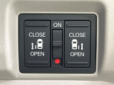 【両側パワースライドドア】スマートキーや運転席のスイッチで後席両側スライドドアの開閉が可能♪電動だから力を入れてドアを開ける必要が無く、小さなお子様でも簡単に開け閉めでき快適です♪