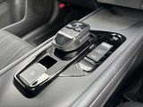 e-powerのシフトレバーはお洒落で使い勝手も良いですよ!