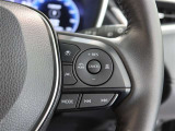 レーダークルーズコントロール(全車速追従機能付)付きです。車速に応じて追従支援してくれるので、ロングドライブも快適です。詳細は販売店スタッフまでおたずねください。