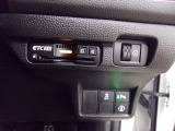 ETC付。高速道路の料金所はキャッシュレスで通過です。サービスエリア等にあるスマートインターの出入りも利用可能でとっても便利。ご納車後すぐにお使い頂けるようセットアップしてのお渡しとなります。