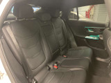 メルセデス・ベンツの定める厳しい基準をクリアしたお車のみをご案内させて頂きます。納車前整備はメーカー規定に基づき当店3Fの指定工場で入念に行なわれます。熟練のメカニックがお客様のお車を整備致します。