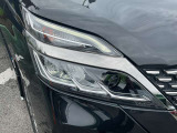 LEDヘッドランプ仕様。シャープな白光色のLEDランプを採用しました。夜の視界を明るくしてくれます。