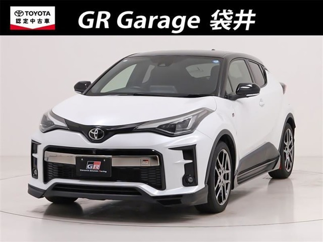 C-HR ハイブリッド 1.8 S GR スポーツ 