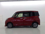 両側パワースライドドア付きだから、狭い駐車スペースなどでの 乗り降りラクラク!小さなお子さまのいるご家庭には嬉しい装備。