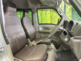 運転席シート廻りは使用感も少なく、良好な状態となっています。丁寧に使われていたことがよくわかりますね。