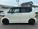 写真では分かり難いキズや凹みがある場合も御座います。現車の確認をオススメしておりますので、是非一度ご来店下さい。スタッフ一同お待ちしております。