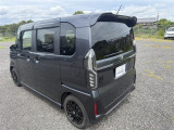 中古車にもボディーコーティング施工できます。一度ボディを磨いてから施工しますので、光沢のある綺麗な状態でお乗りいただけます。お気軽にご相談下さい。