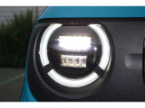 LEDヘッドライトとリングライトで先進感がキラリ。
