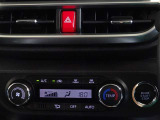 車内を快適に、オートエアコンを装備してます。