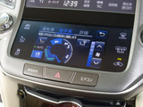 使いやすさや安全性を追求したステアリング周り!高級車ゆえにスイッチ類が多いのも特徴ですね!考え尽くされた配置ですぐに使いこなす事が出来ますのでご安心下さい!是非、体感してみて下さい!!