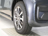 認定中古車では、厳しいHonda認定基準をクリアした厳選されたHonda認定中古車のみ、取り扱っております。「ご購入前の安心」「納車後の信頼」を車両と一緒に提供しております。