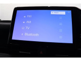 Bluetoothオーディオ再生、地デジ(フルセグ)対応。CD・DVDプレイヤーも装着しています☆