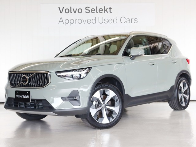 XC40 ウルトラ B4 AWD 4WD