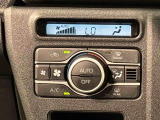 車内空調は&rdquo;AUTOエアコン&rdquo;にお任せ。運転に集中出来ますよ!