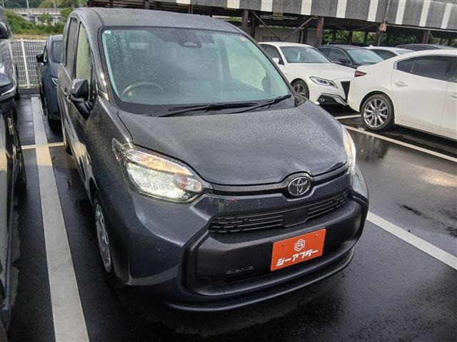 シエンタ ハイブリッド 1.5 G 禁煙車 純正8インチディスプレイ