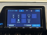 Bluetooth対応、CD/DVD再生機能付き。お好きな音楽を聴きながらのドライブは楽しいですよね〜♪