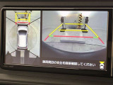 フロントカメラは運転席よりも前の視界を確保することで事前に危険を予知し、事故や衝突を防ぎます。