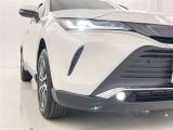 フォグランプ装着車です。暗い夜道の車両前方を明るく照らします
