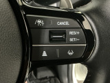 【アダプティブ・クルーズ・コントロール】予め設定した車速内でクルマが自動的に加減速。 前走車との適切な車間距離を維持しながら追従走行し、高速道路でのドライバーの疲労を軽減してくれる嬉しい機能付♪