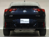 BMWのお車は、走行の安定性とコーナリングの良さを追求し、思い通りにハンドルの操作可能です。試乗車もご用意しておりますので、ぜひ&ldquo;駆け抜ける歓びをご体感ください!