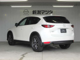 車両本体価格に点検整備費用が含まれています。当社基準および保安基準に合わせ、要交換、修理と判断された部品は当社負担にて整備させていただきます。追加整備費用はかかりませんのでご安心ください。