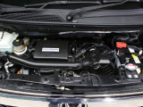 【エンジンルーム】Hondaならではの走り、i-VTECエンジン!街中や坂道での加速や高速道路での力強さが特徴です♪
