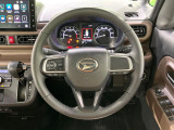 【ステアリングスイッチ】運転中、前方から目線をそらすことなく、オーディオ等の操作が可能な便利機能!安心&快適なドライブを演出してくれます♪