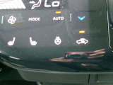 ハンドルヒーター付車です。寒い日もお手元から温まります。