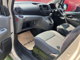 ご納車前にスタッフが入念に清掃し気持ちよく乗り出せるように致します。