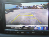 バックカメラ:後方確認がラクにできるので駐車も安心