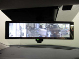 スマートルームミラー付きで後部座席に乗車してても後方がしっかり見れます
